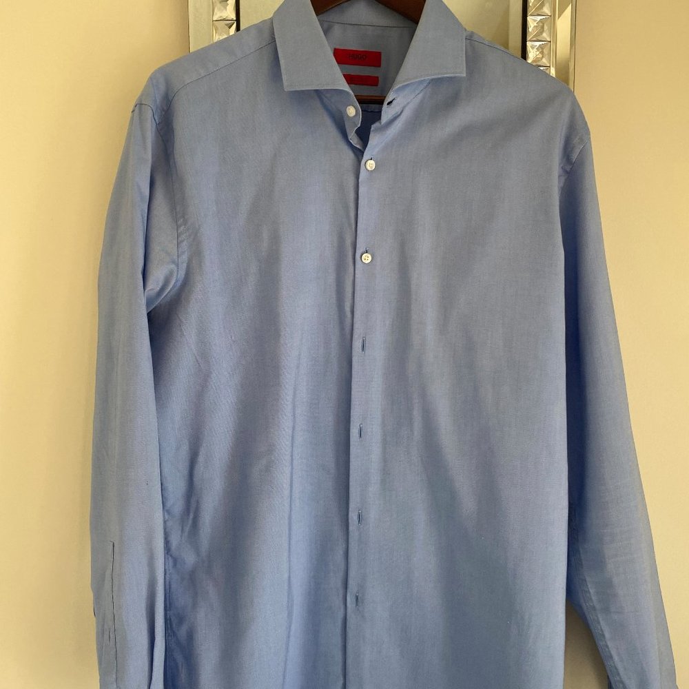 Men long slevess shirt in blue colour from Hugo Boss size 17 slim fit L